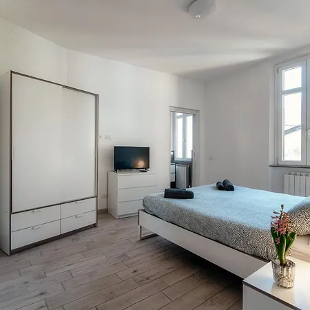 Downtown Apartman Como